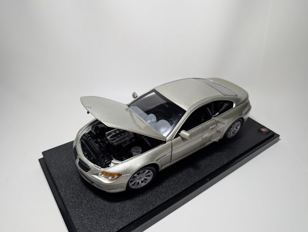 Macheta Hot Wheels 1:18, BMW 645Ci - imagine 4