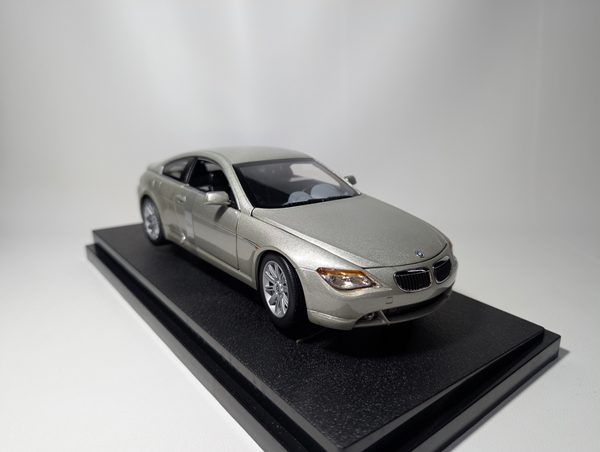Macheta Hot Wheels 1:18, BMW 645Ci - imagine 8