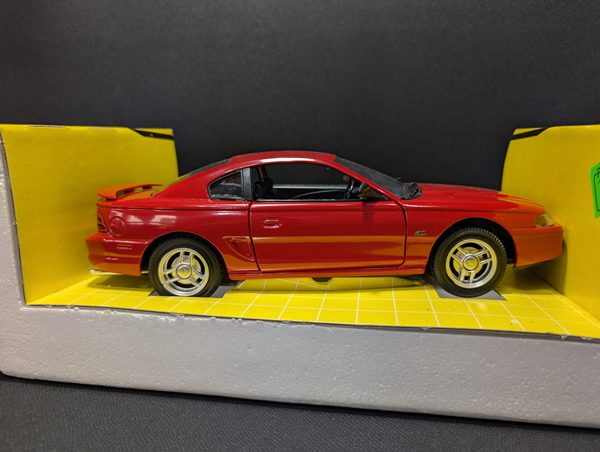 Macheta Jouef 1:18, Ford Mustang GT - imagine 7