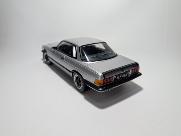 Macheta KK Scale 1:18, 1985 Mercedes-Benz 500 SLC 6.0 AMG C107 - imagine 5